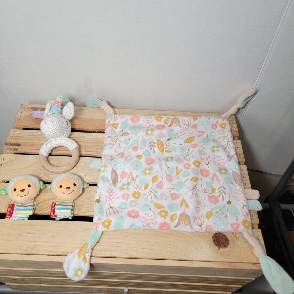 Set of 4 Variety Infant Toys